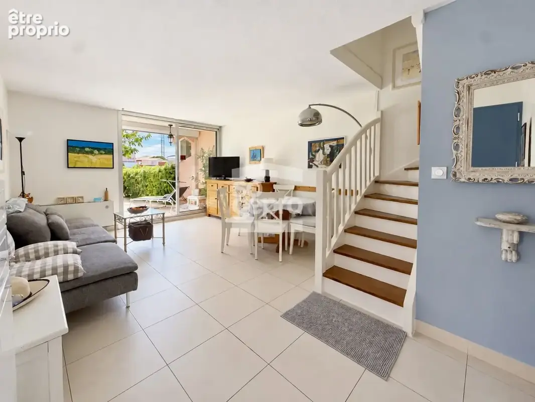 Réf : 2324 - Vente Marina 4/5 Pièces, parking et ponton privatif au Cap d'Agde ! - photo 2