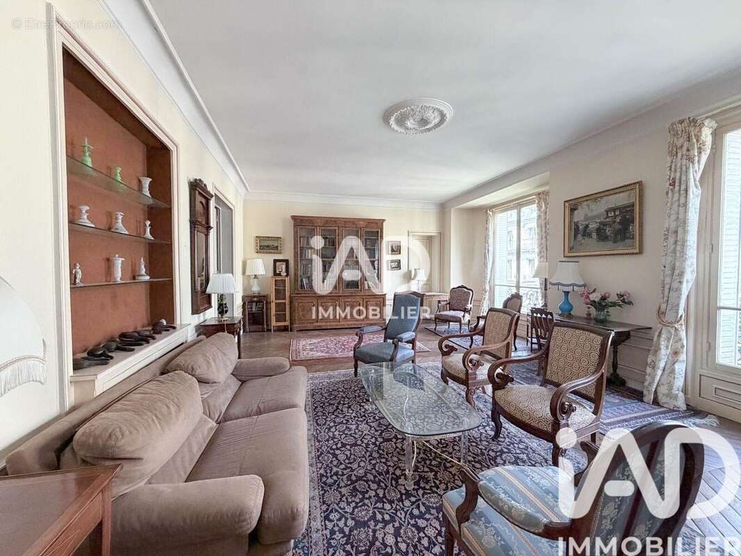 Photo 3 - Appartement à PARIS-16E