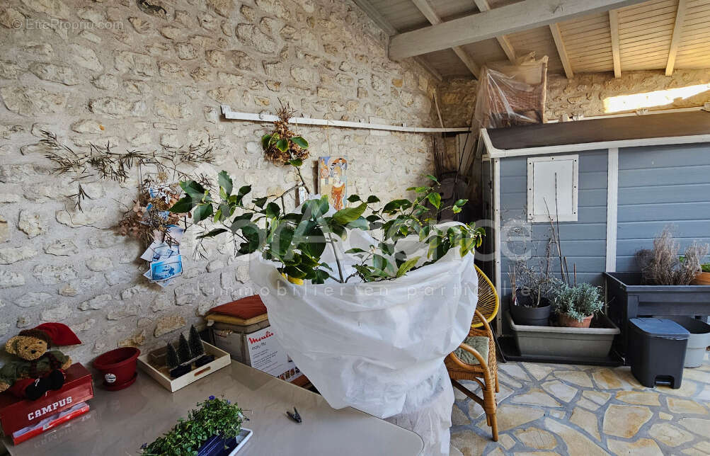 Maison à MESCHERS-SUR-GIRONDE