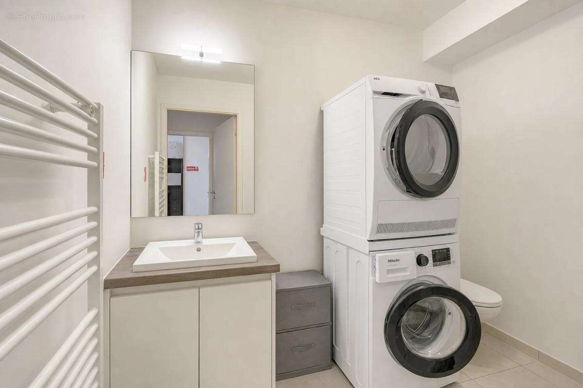 Appartement à LE CASTELLET