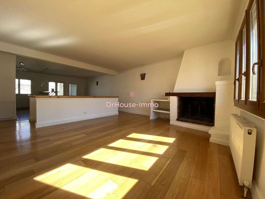 Maison à AIGUES-MORTES