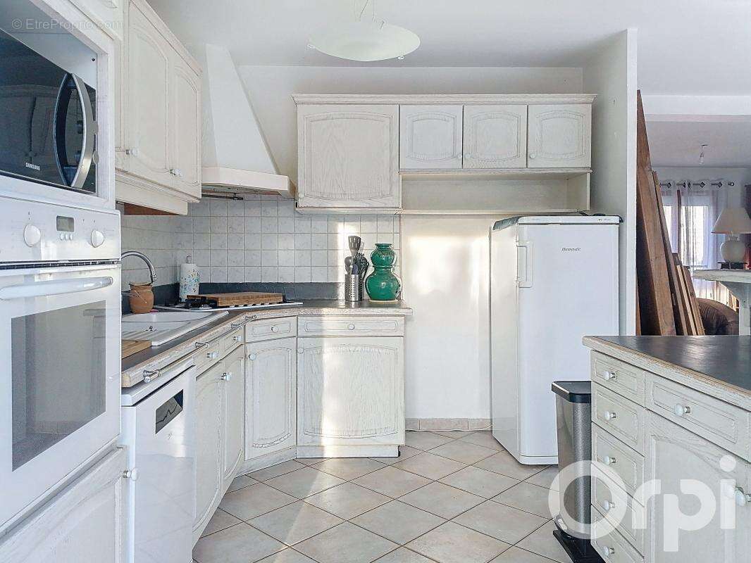 Maison à CHILLY-MAZARIN