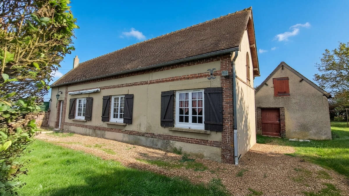 Maison à PISEUX