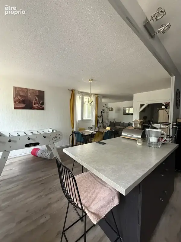Appartement T5 - photo 2