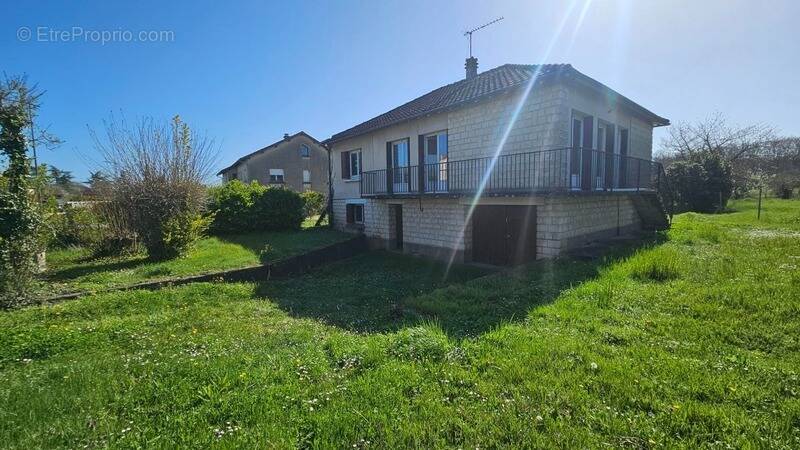 Maison à SAINT-BENOIT