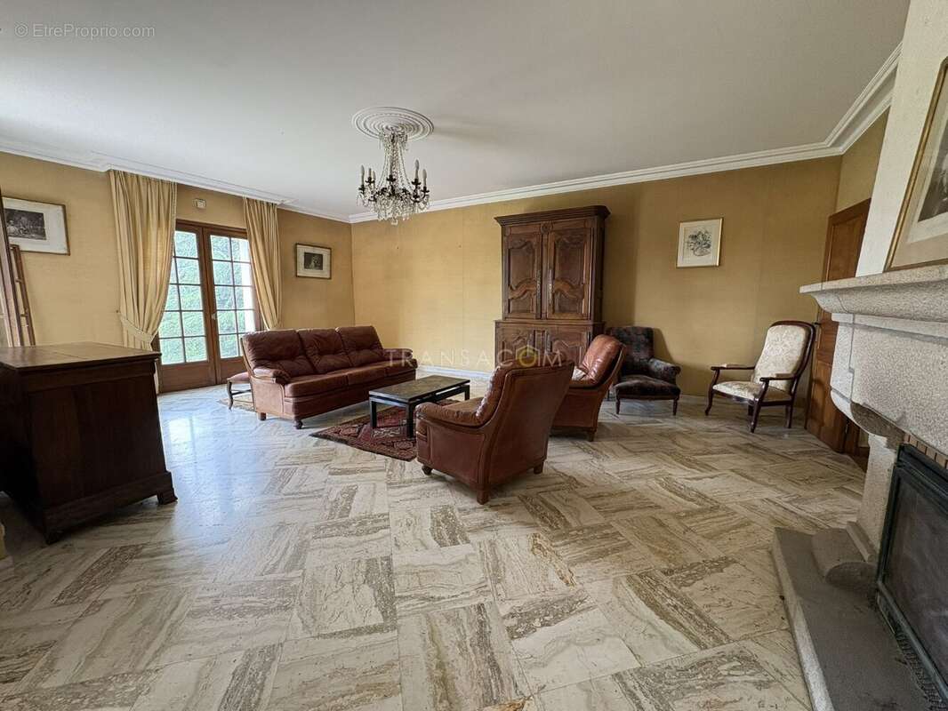 Maison à LA MEMBROLLE-SUR-CHOISILLE