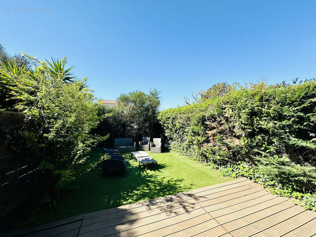 Appartement à PEROLS