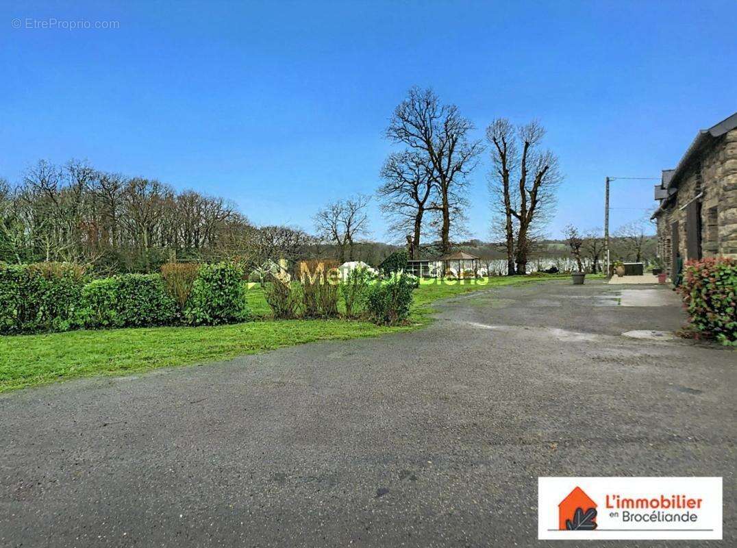 Maison à PLELAN-LE-GRAND