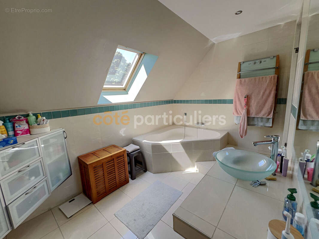 Maison Fresnes Sur Marne 6 pièce(s) 137 m2 - photo 13