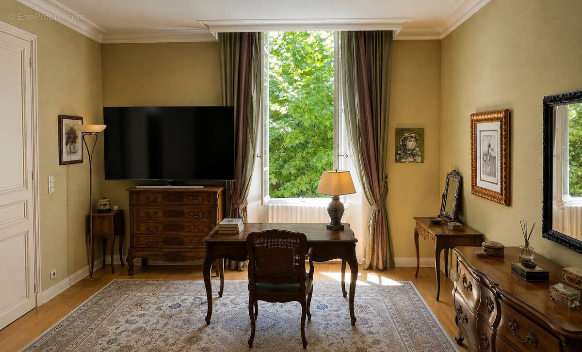 Hôtel particulier de caractère à Grans - photo 8