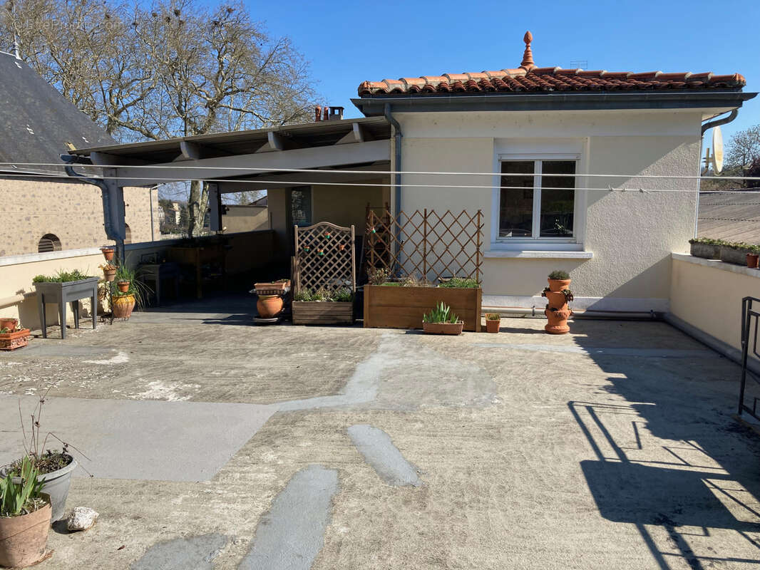 Appartement à CONFOLENS