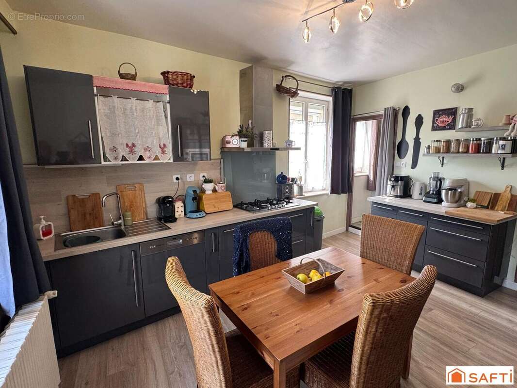 Photo 4 - Maison à ROMAGNE-SOUS-MONTFAUCON