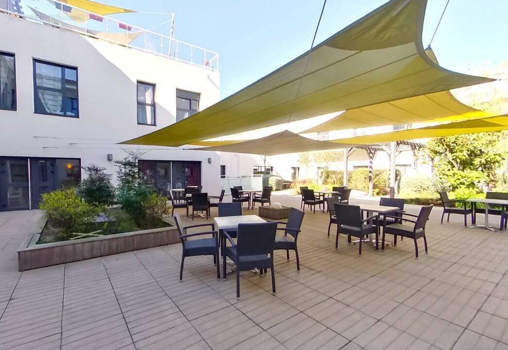 INVESTISSEMENT LOCATIF  Marseille 10  Résidence EHPAD La Villa des Poètes - 6.01% de rentabilité - photo 11