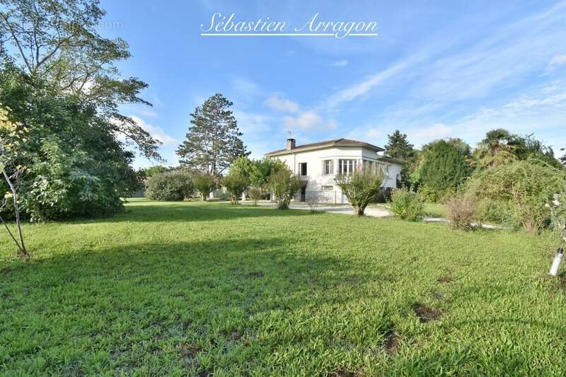 Maison à CASSENEUIL