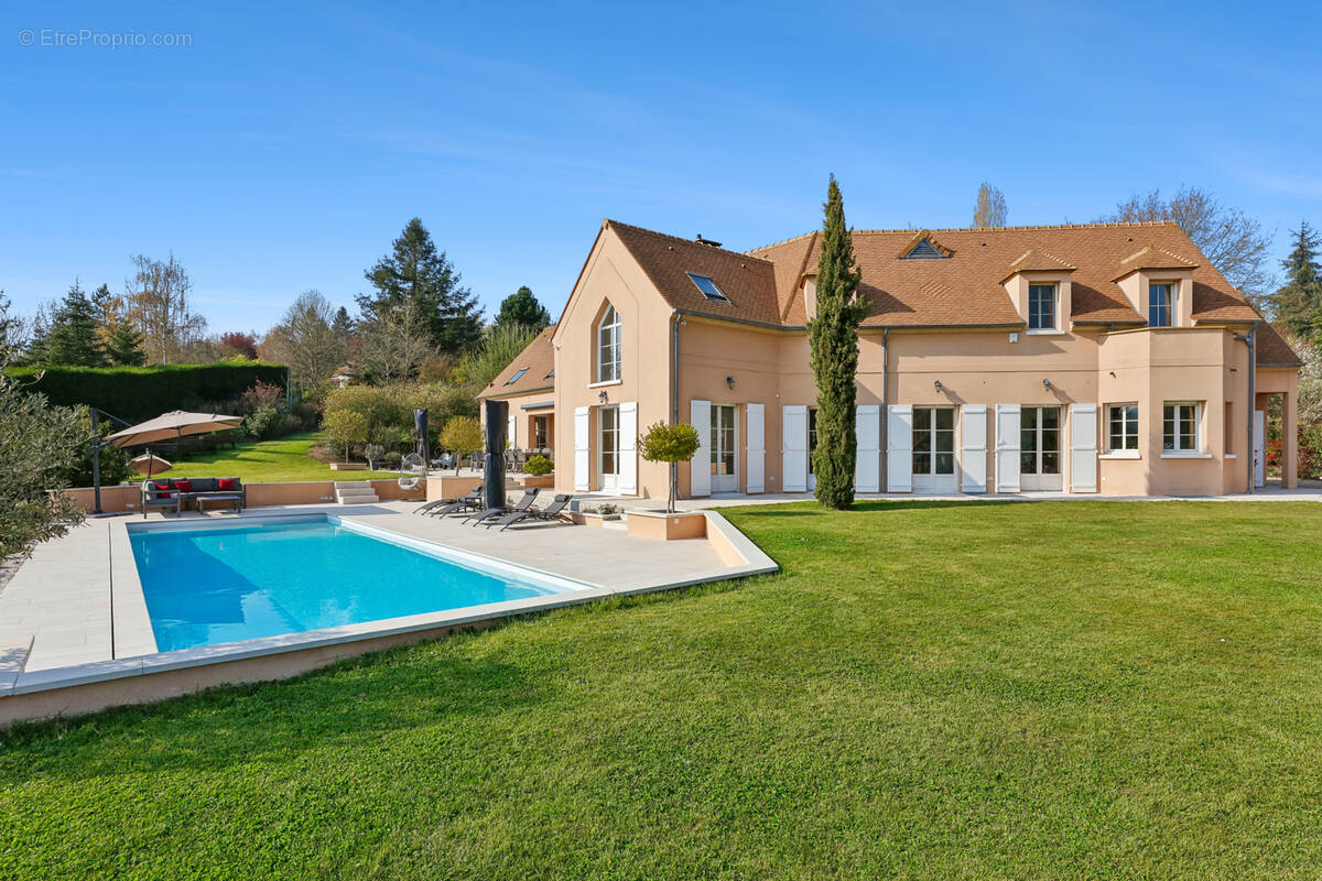 Maison à SAINT-GERMAIN-EN-LAYE