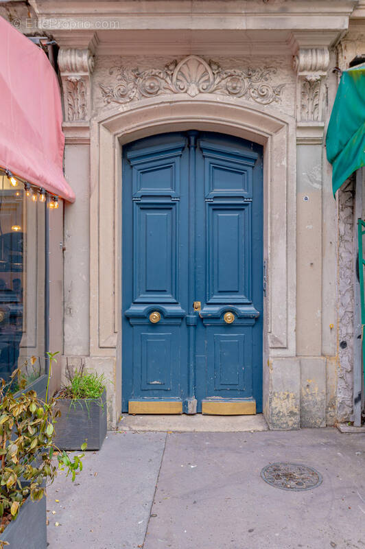 Appartement à PARIS-11E