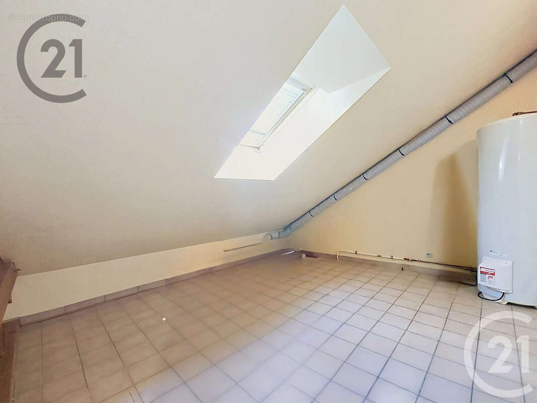 Maison 146 m² à Reims  - photo 18