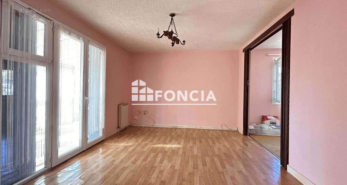 Charmante maison de 131 m² sur deux niveaux avec garage et véranda - photo 8