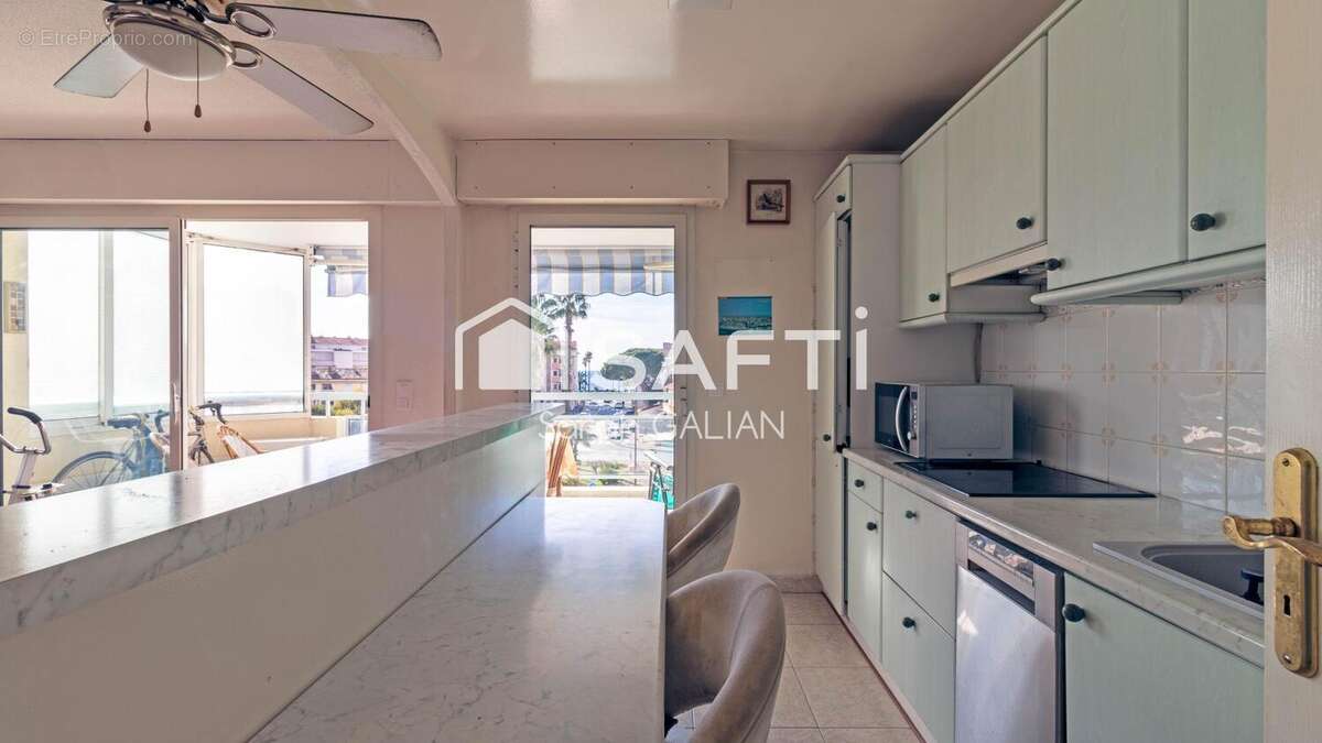 Photo 4 - Appartement à FREJUS