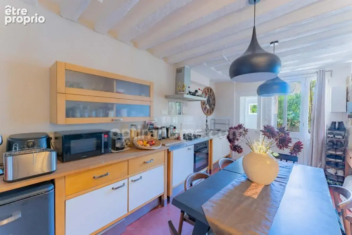 AUVERS-SUR-OISE, VAL D’OISE (95) : Maison de charme - 104 m² habitables (129 m² au sol) – 5 pièces principales - fraîche cave tr - photo 12