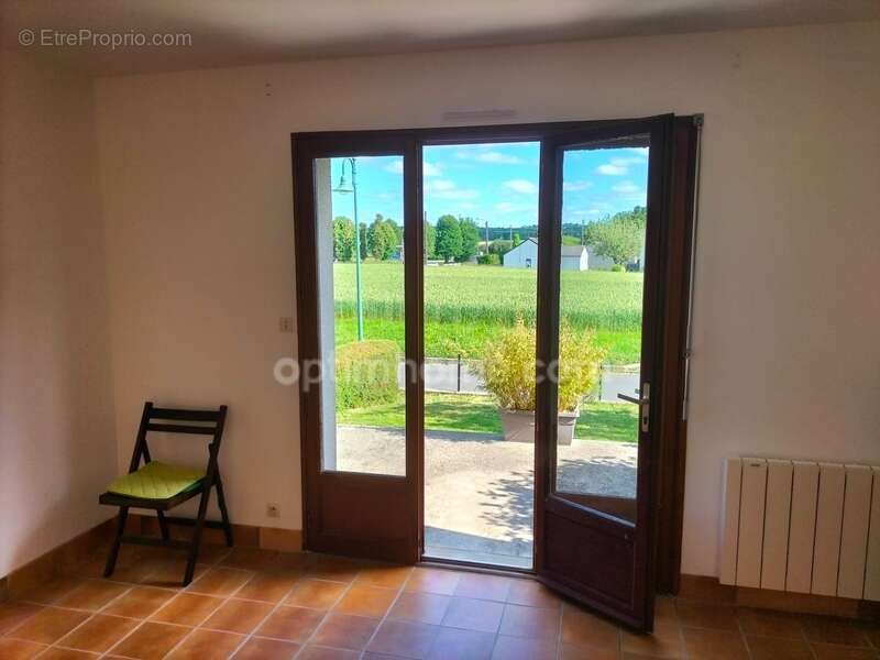 Maison à MONTFORT-SUR-MEU