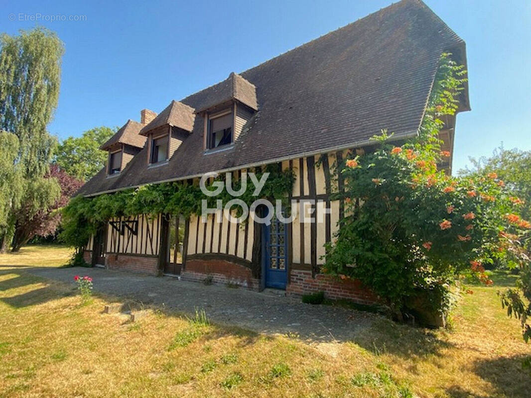 Maison à BERNAY