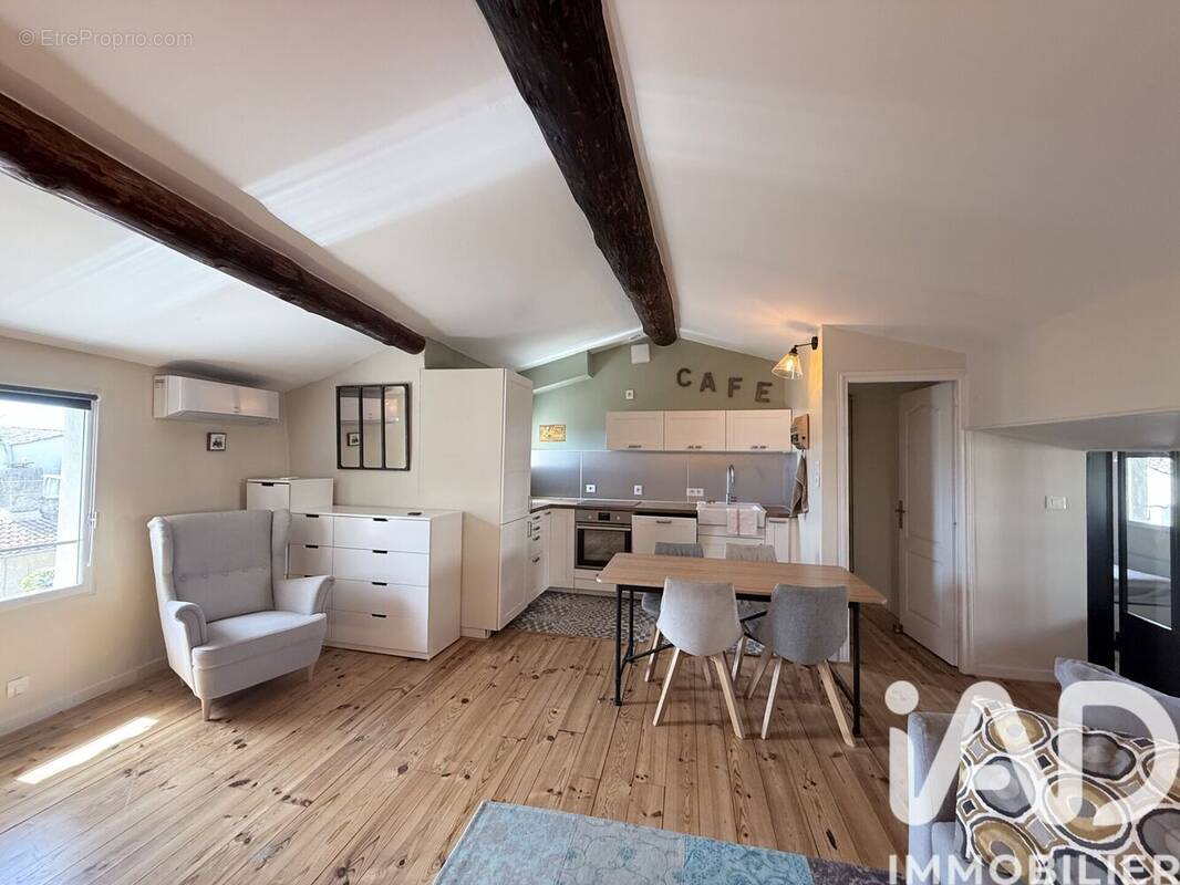 Photo 1 - Appartement à L'ISLE-SUR-LA-SORGUE