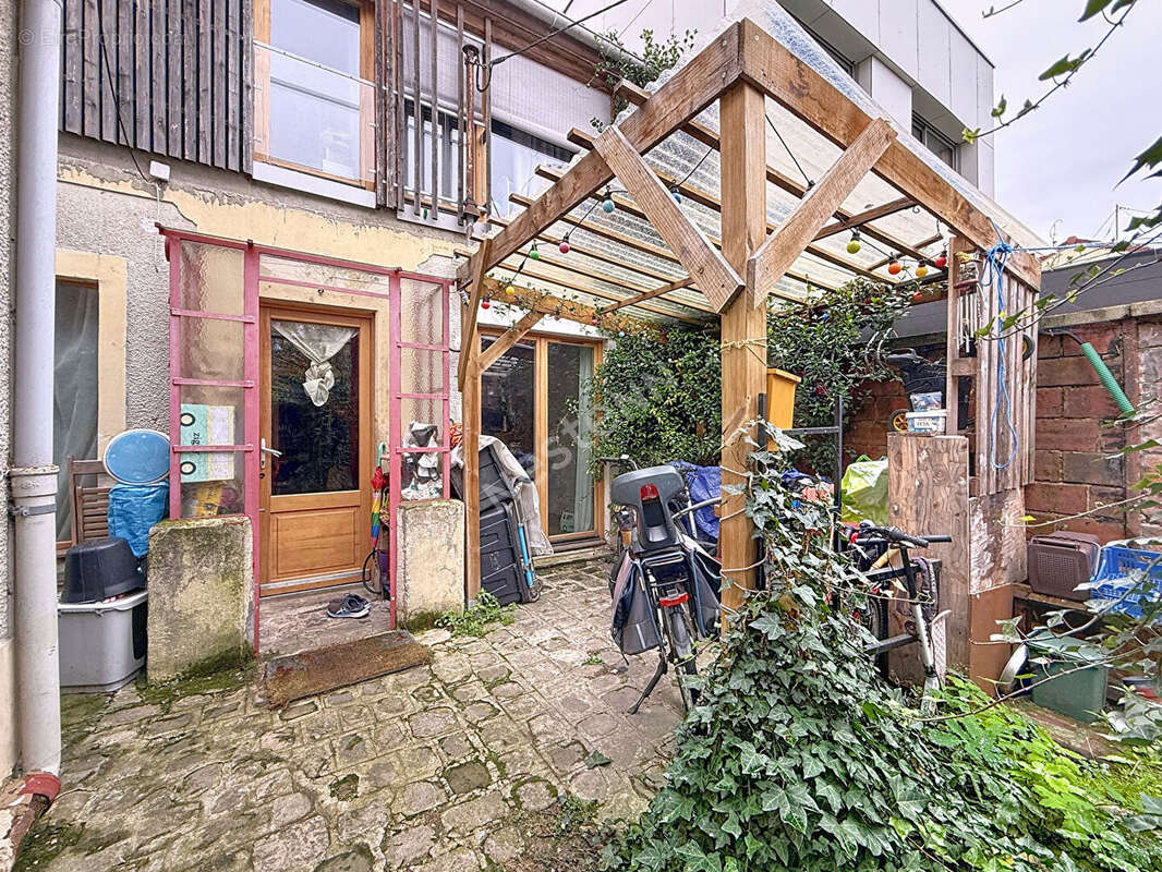Maison à LES LILAS