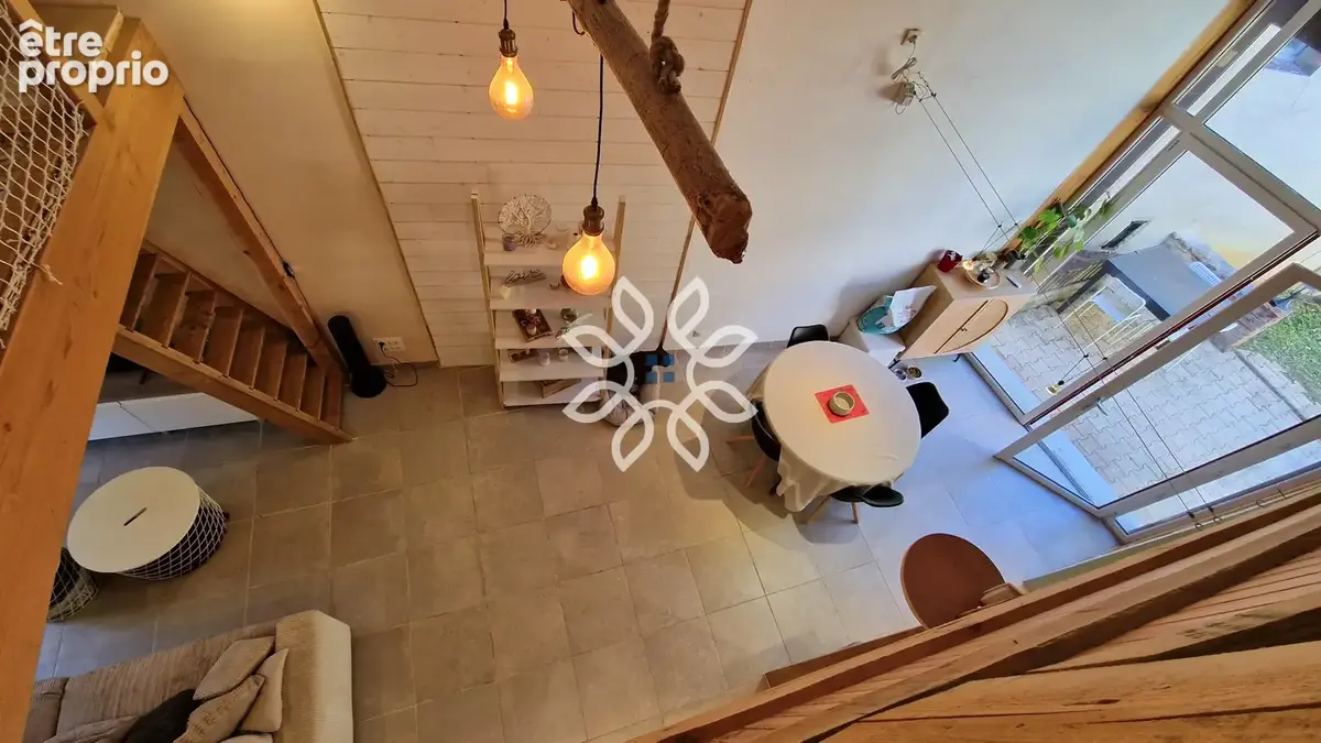 Maison à AUZON