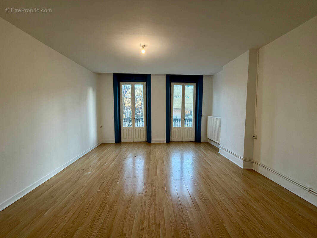 Appartement à SAINT-ETIENNE