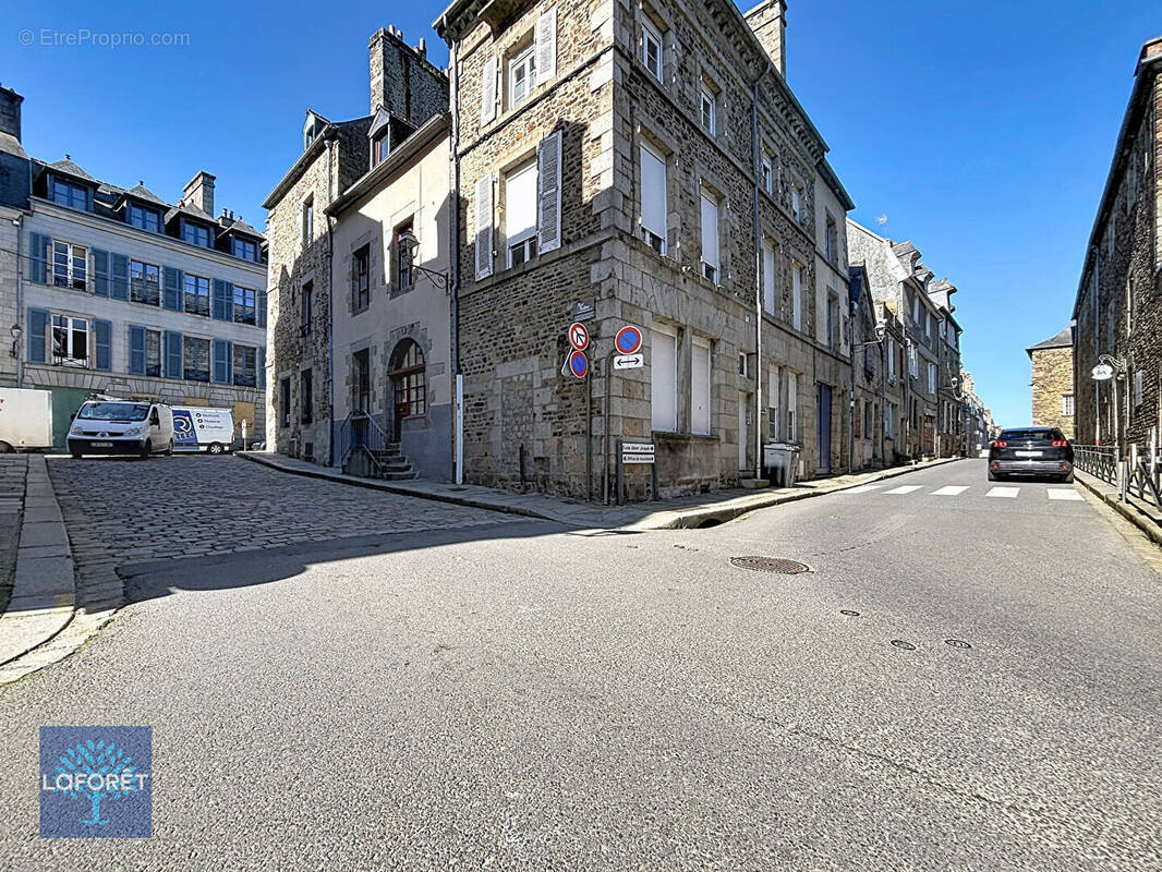 Maison à FOUGERES