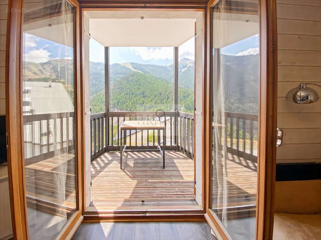 Appartement à SAINT-ETIENNE-DE-TINEE