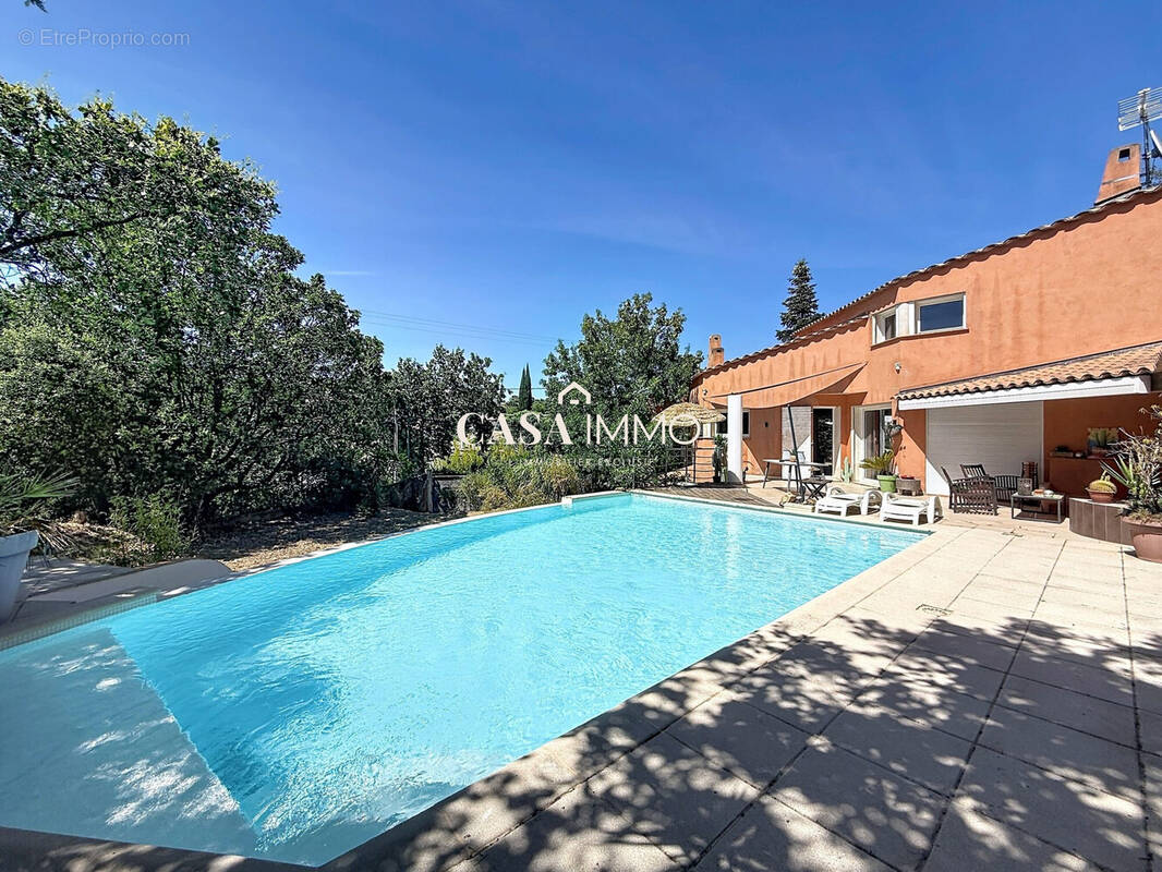 Maison à PIERREFEU-DU-VAR