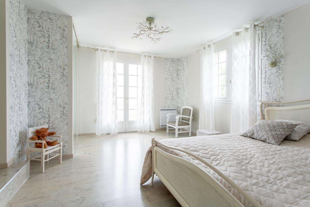 Maison à MESANGER