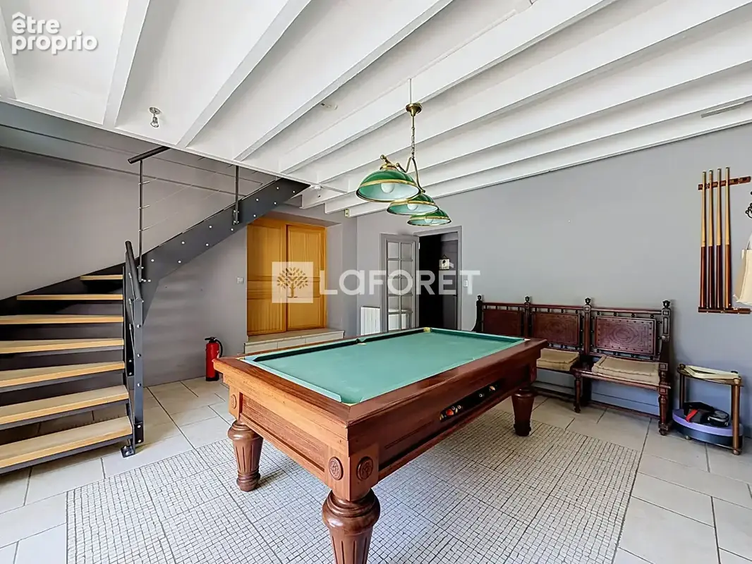 Maison à vendre Chatillon Sur Chalaronne 7 pièce(s) 260 m2 - photo 8