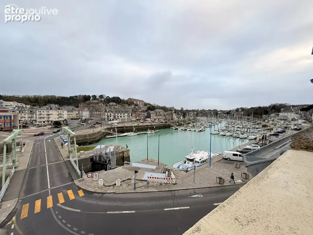 Saint-Valery-en-Caux - Face au port, le pont se lève sous vos fenêtres - Maison de 1840 - photo 8