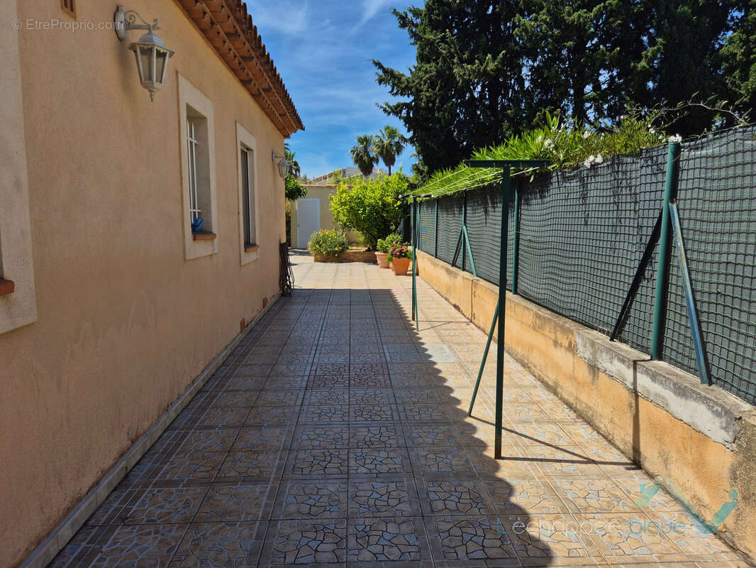 Maison à HYERES