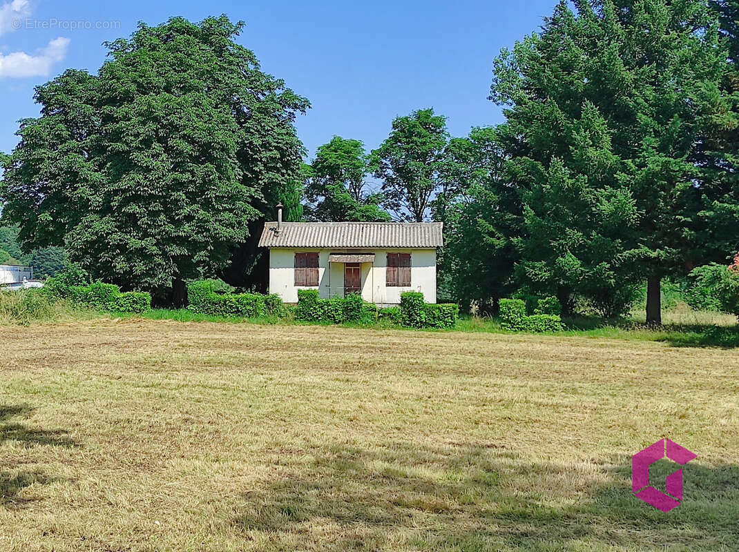 Parcelle de terrain constructible avec cabanon - photo 3