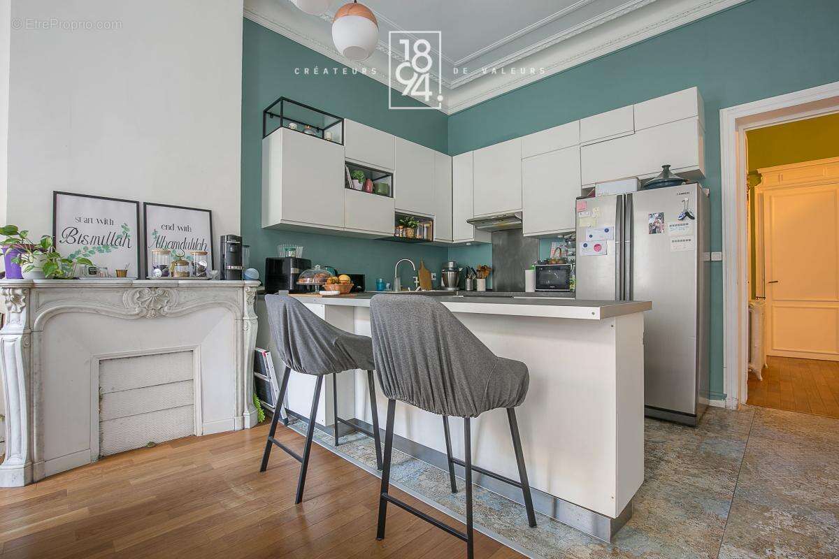 Appartement à MARSEILLE-6E
