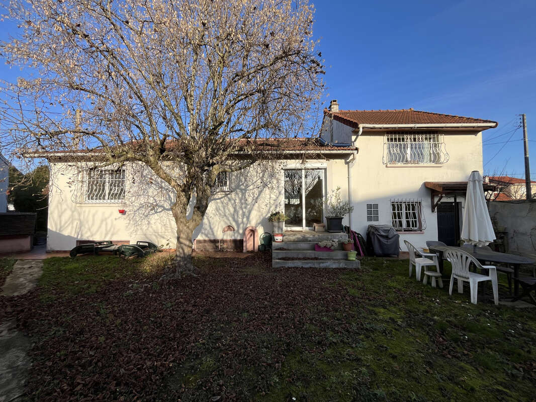 Maison à PARAY-VIEILLE-POSTE