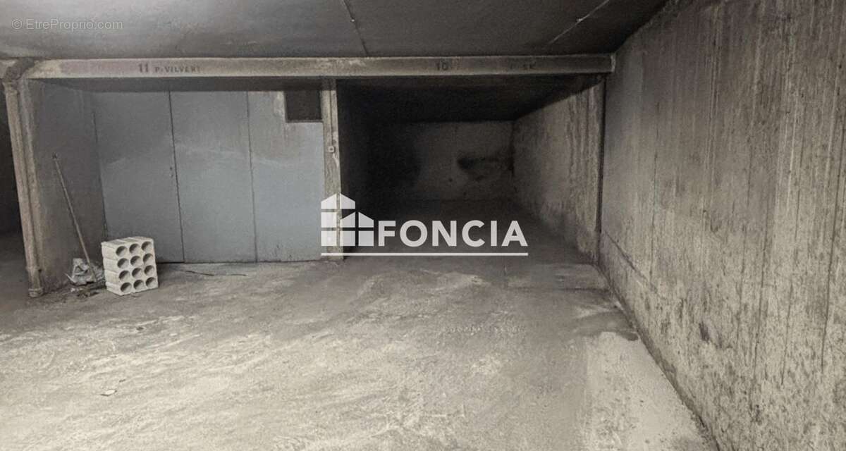 Parking à LYON-7E