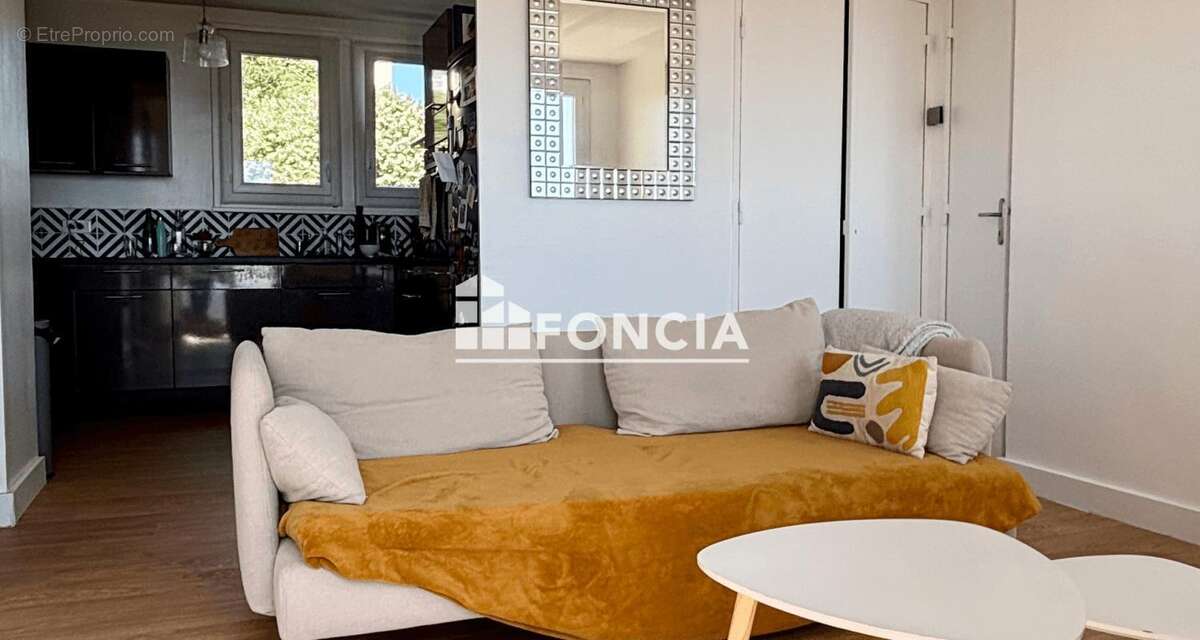 Appartement à LYON-5E