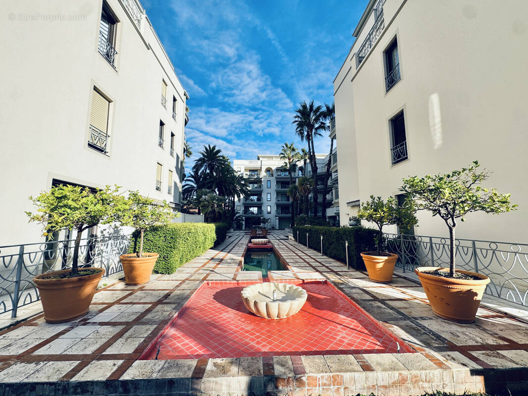 Appartement à HYERES