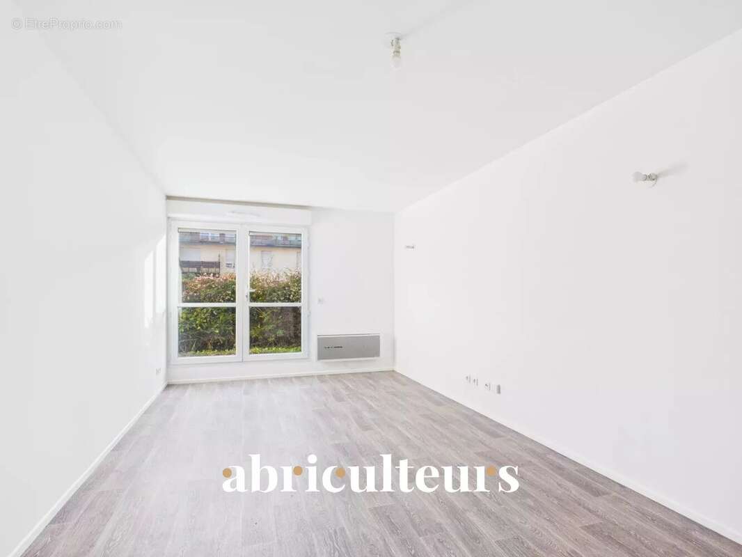 Appartement à SURVILLIERS