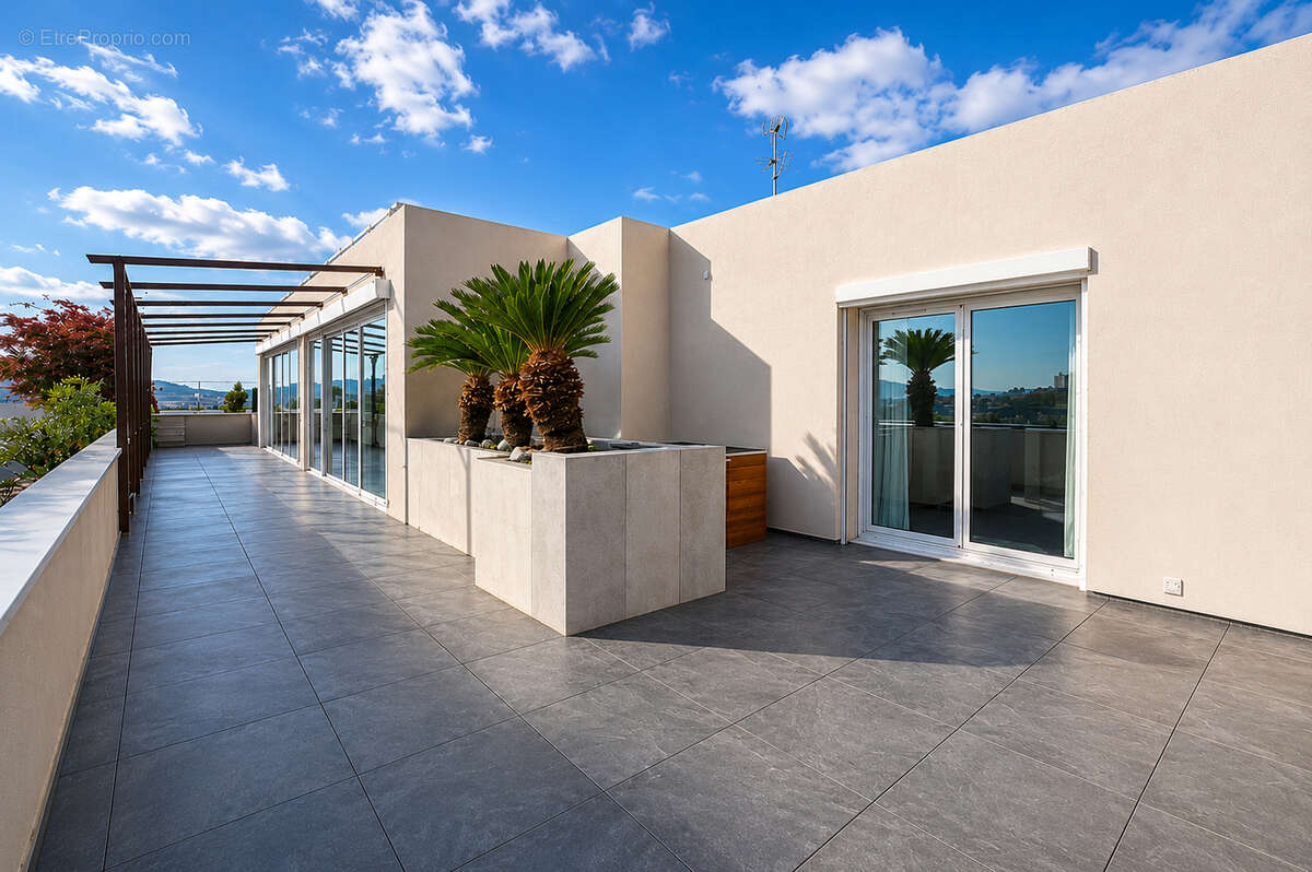 Appartement à MARSEILLE-12E