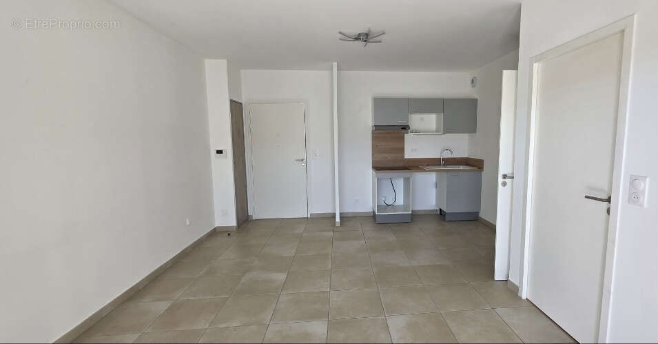 Appartement à VILLENEUVE-DE-LA-RAHO