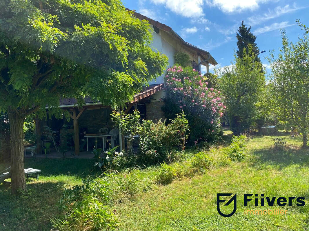 Maison à BRY-SUR-MARNE