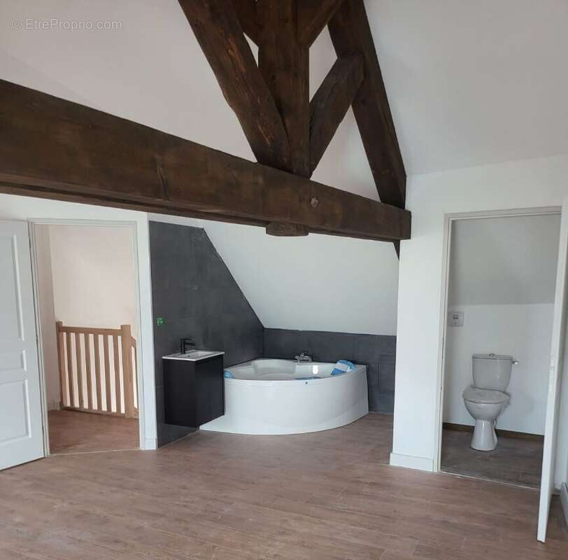 Appartement à BYANS-SUR-DOUBS