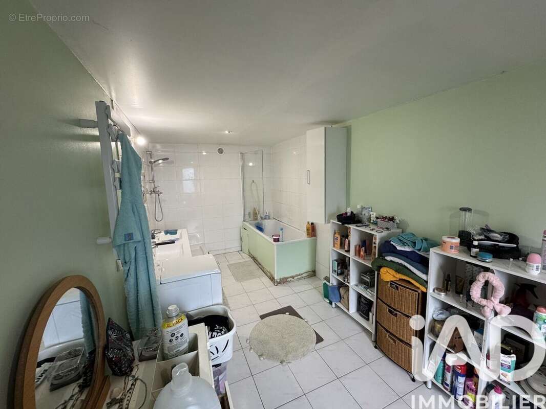 Maison 74 m² à Villamblain  - photo 8