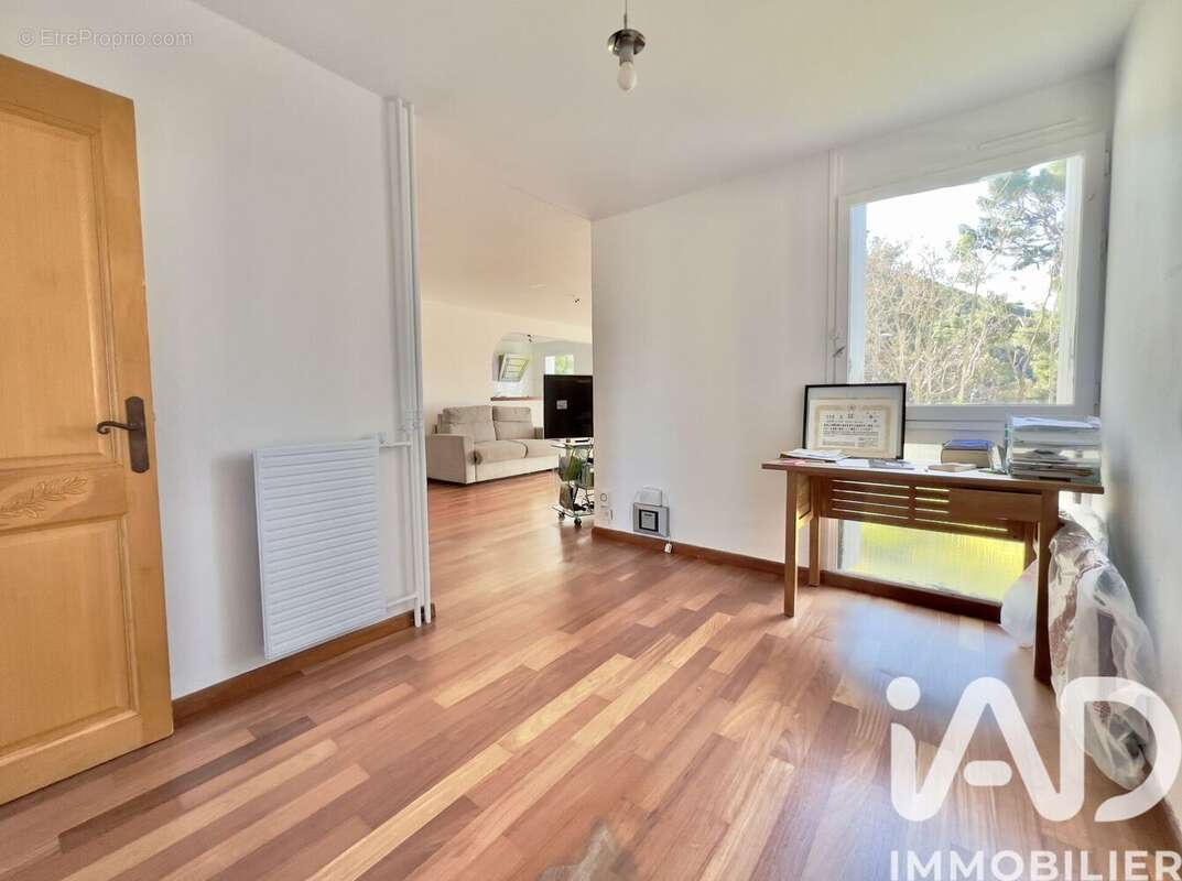 Photo 6 - Appartement à MARSEILLE-10E